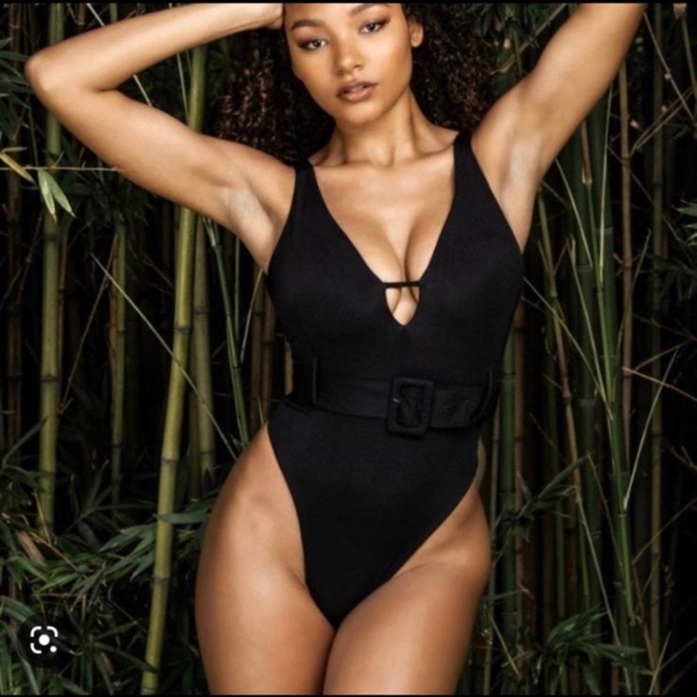 BuffBunny swimsuit Size Small